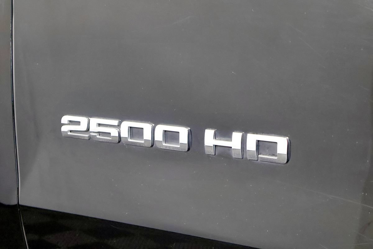 Used 2018 Chevrolet Silverado 2500 W/T w/ WT Fleet Convenience Package RWD image 16