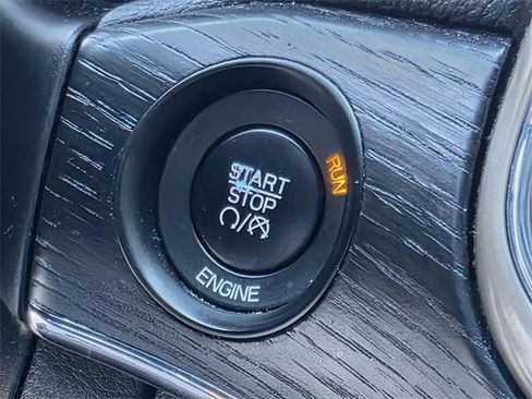 Used 2015 Jeep Grand Cherokee Summit w/ Platinum Series Group image 23