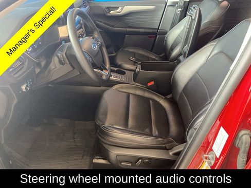 Used 2022 Ford Escape SEL w/ Equipment Group 302A AWD/4WD image 9