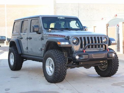 Used 2021 Jeep Wrangler Unlimited Rubicon w/ Cold Weather Group image 2