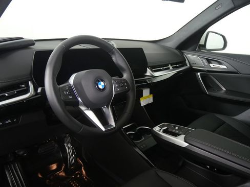 New 2026 BMW X1 xDrive28i w/ Convenience Package AWD/4WD image 12