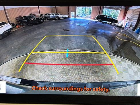 Used 2024 Toyota Tacoma TRD Off-Road image 29