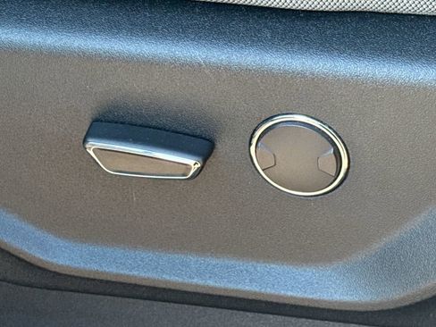 Used 2017 Ford F250 XLT w/ XLT Premium Package image 25