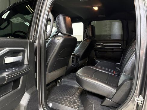 Used 2024 RAM 3500 Big Horn w/ Night Edition image 34