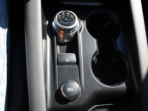 Used 2025 Ford Explorer Active image 21