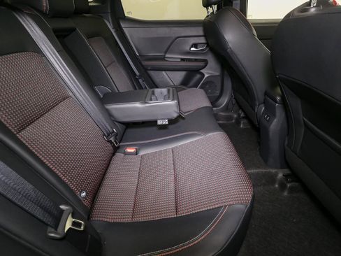 Used 2025 Nissan Kicks SR AWD/4WD image 21