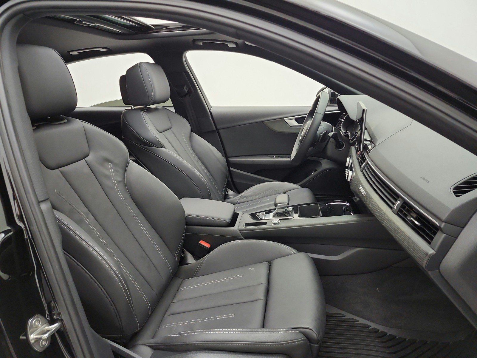 Used 2023 Audi A4 2.0T Premium AWD/4WD image 19