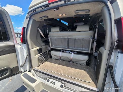 Used 2021 GMC Savana 2500 LS w/ Enhanced Convenience Package RWD image 17