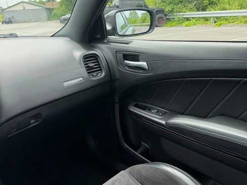 Certified 2022 Dodge Charger R/T RWD image 15