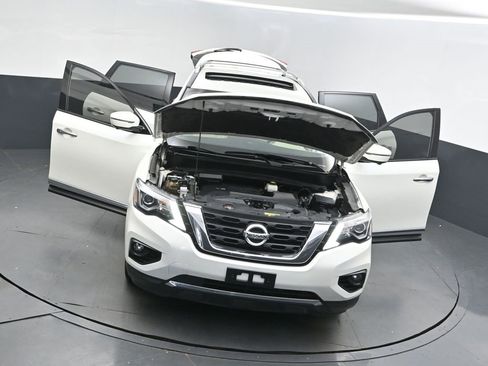 Used 2019 Nissan Pathfinder Platinum image 52