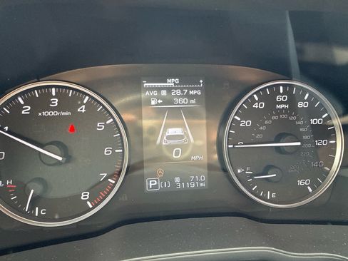 Used 2024 Subaru Crosstrek 2.0i Premium AWD/4WD image 10