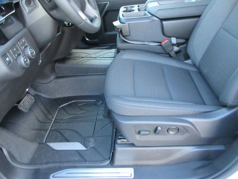 New 2026 Chevrolet Silverado 3500 LT w/ Convenience Package image 20