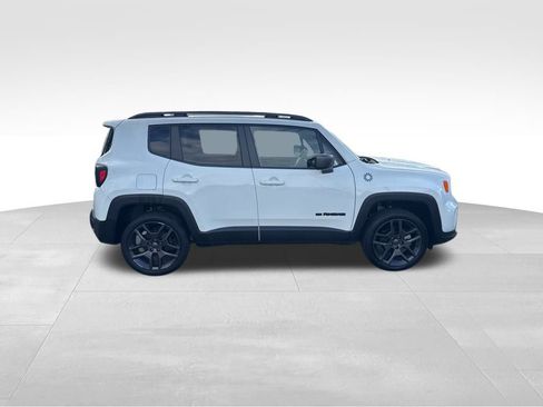 Used 2021 Jeep Renegade Latitude image 7
