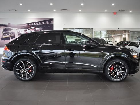 Used 2023 Audi Q8 Premium Plus w/ Premium Plus Package image 12