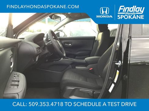 New 2026 Honda HR-V LX image 8