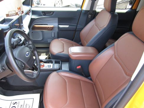 Used 2023 Ford Maverick Lariat w/ Lariat Luxury Package AWD/4WD image 7