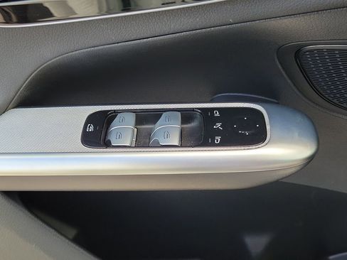 Certified 2024 Mercedes-Benz GLC 300 4MATIC image 26