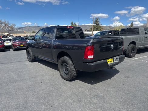 Used 2018 RAM 1500 Express w/ Express Value Package image 8