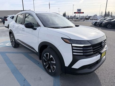 New 2026 Nissan Kicks SV w/ SV Premium Package image 3