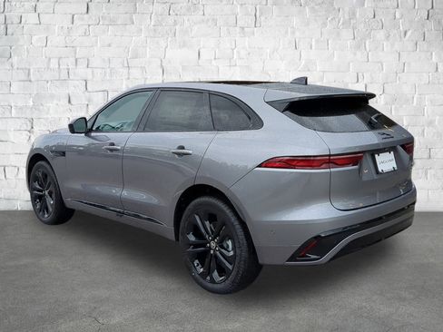 New 2026 Jaguar F-PACE R-Dynamic S image 4
