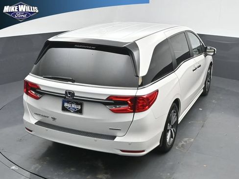 Used 2023 Honda Odyssey Touring image 15