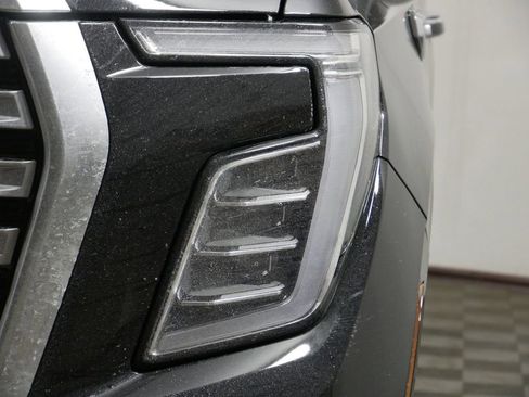 New 2026 GMC Yukon XL Denali w/ Denali Reserve Package image 7