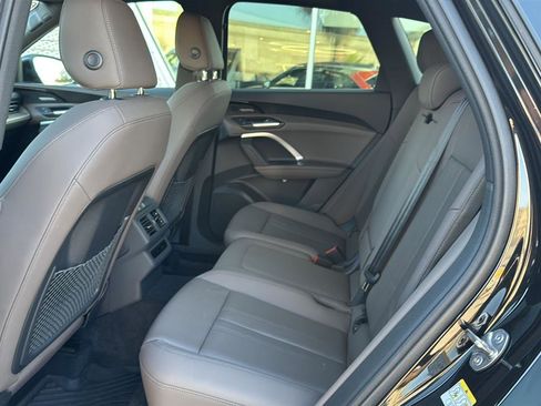 Used 2025 Audi Q5 Premium Plus w/ Premium Plus image 14
