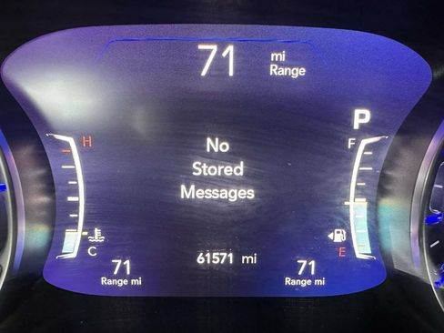 Used 2023 Chrysler Pacifica Touring-L FWD image 30