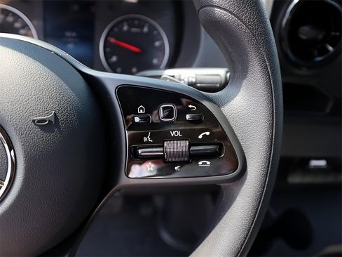 Used 2024 Mercedes-Benz Sprinter 3500 image 25