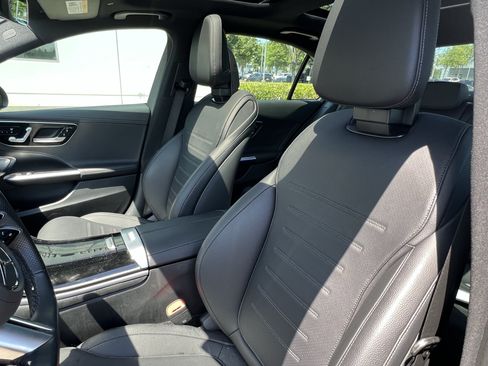Certified 2025 Mercedes-Benz C 300 4MATIC Sedan image 15