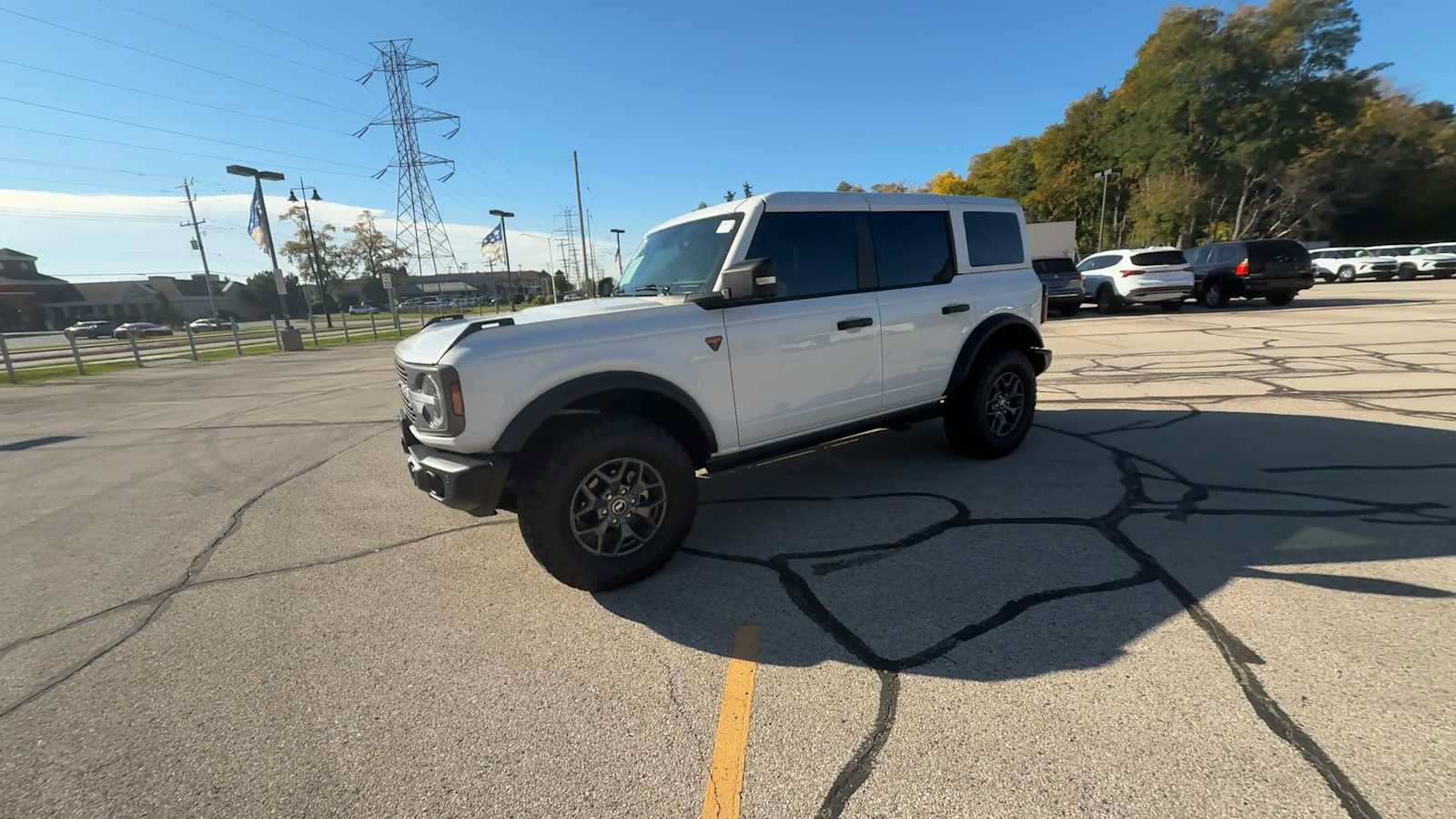 Used 2025 Ford Bronco Badlands AWD/4WD image 4