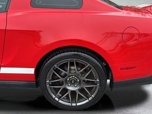 Used 2011 Ford Mustang Shelby GT500 w/ SVT Performance Pkg image 33
