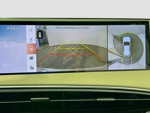 New 2026 Genesis GV70 2.5T Advanced AWD/4WD image 13