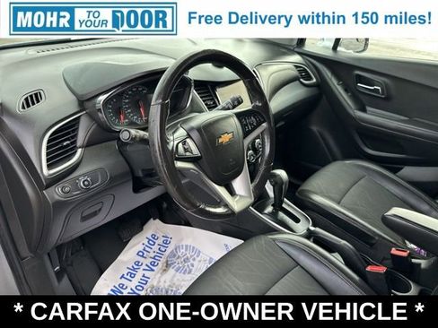 Used 2019 Chevrolet Trax LT w/ LT Convenience Package image 10