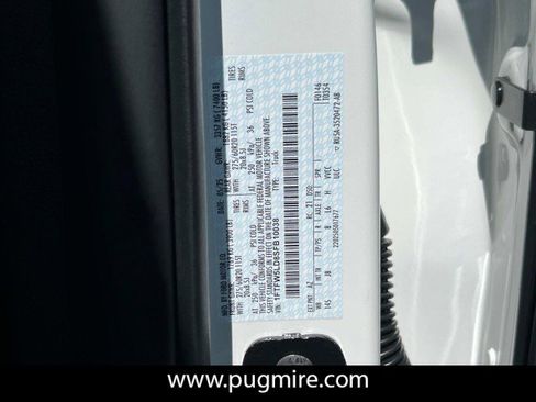 New 2025 Ford F150 Lariat w/ Equipment Group 502A High image 31