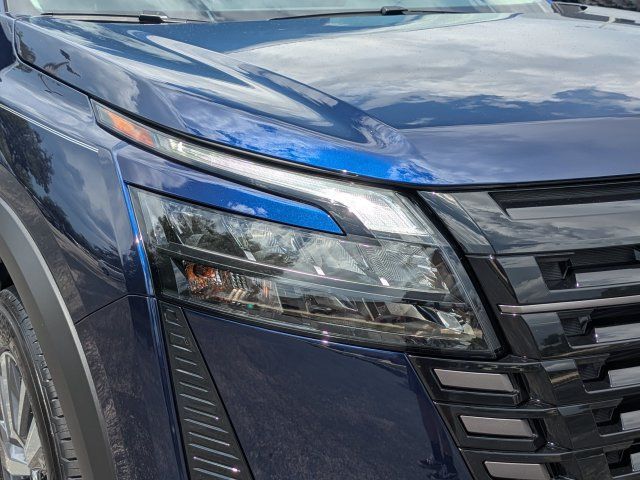 New 2026 Nissan Pathfinder SL AWD/4WD image 10