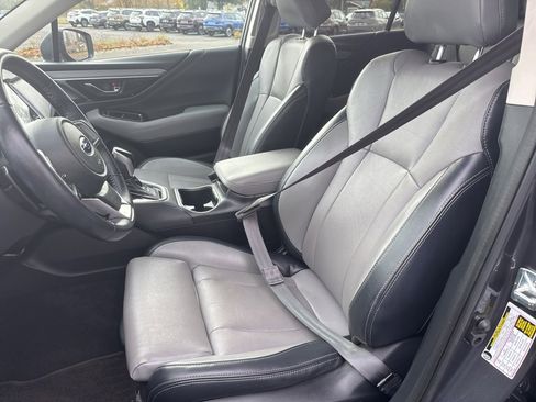 Used 2022 Subaru Outback Limited image 14