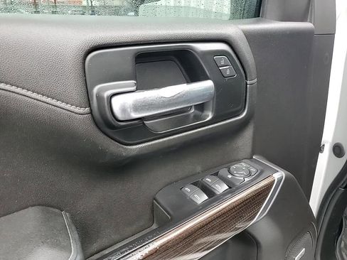 Used 2020 Chevrolet Silverado 1500 RST AWD/4WD image 11