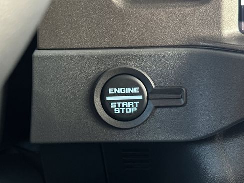 New 2025 Ford Bronco Big Bend w/ Black Diamond Package image 22