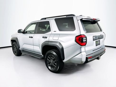 Used 2025 Toyota 4Runner SR5 AWD/4WD image 6