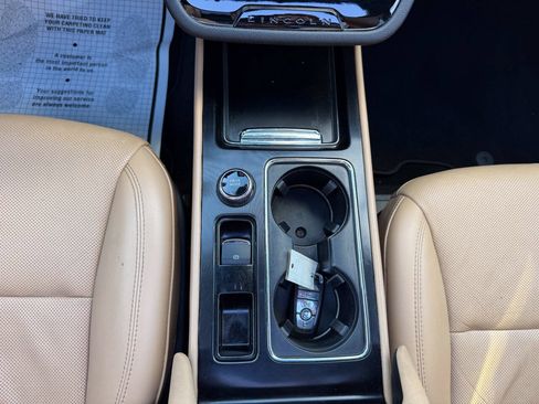 Used 2021 Lincoln Corsair Reserve FWD image 29