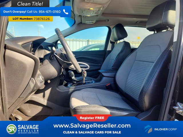 Used 2017 Ford Escape SE w/ Equipment Group 201A FWD image 9