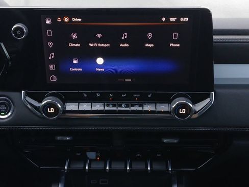 Used 2025 Chevrolet Colorado LT w/ Advanced Trailering Package RWD image 8