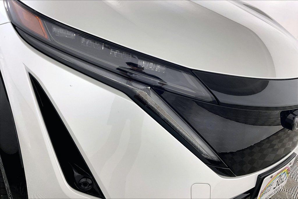 Used 2023 Nissan Ariya FWD image 27