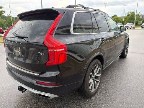 Used 2017 Volvo XC90 T6 Momentum w/ Vision Package AWD/4WD image 6