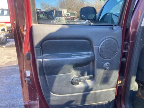 Used 2003 Dodge Ram 2500 Truck SLT AWD/4WD image 10