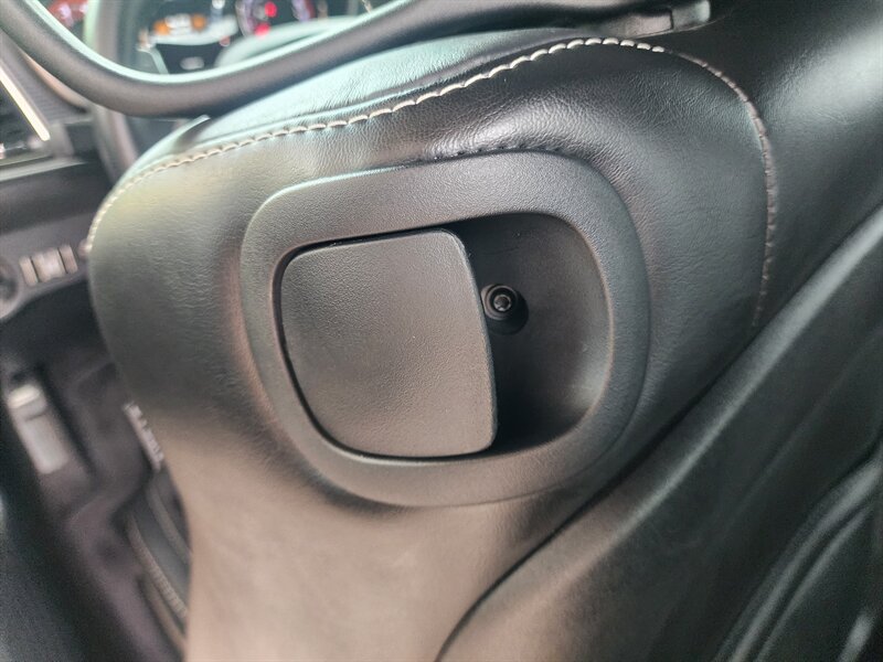 Used 2017 Dodge Challenger SRT Hellcat RWD image 66