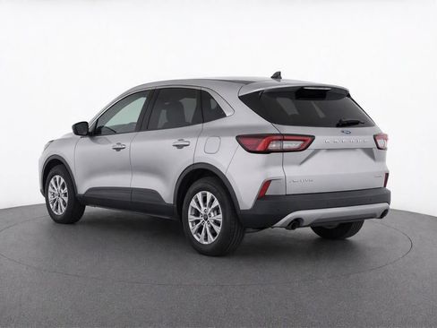 Used 2023 Ford Escape Active w/ Tech Pack #1 AWD/4WD image 3