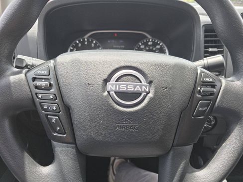 Used 2022 Nissan Frontier S AWD/4WD image 18