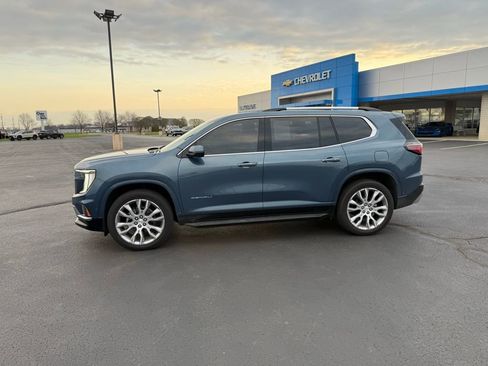 Used 2025 GMC Acadia Denali w/ Super Cruise Package image 2